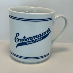 Vintage ENTENMANN’S Mug with Retro Logo Horse and Buggy Graphic